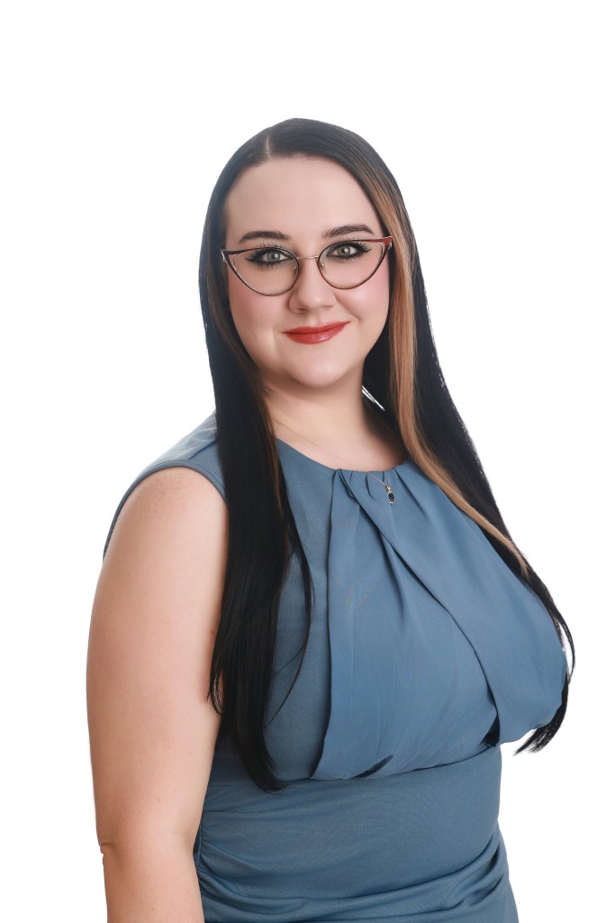 Chloe - General Manager